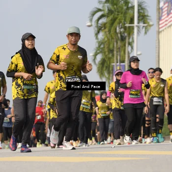Runner Photo 6520603