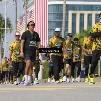 Runner Photo 6520632
