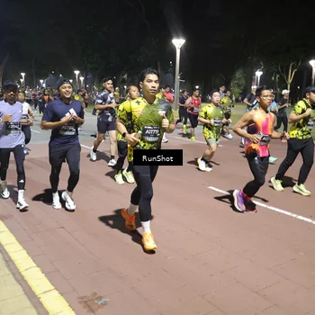 Runner Photo 6520660