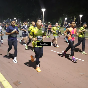 Runner Photo 6520677