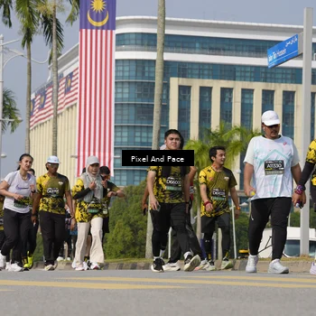 Runner Photo 6520680