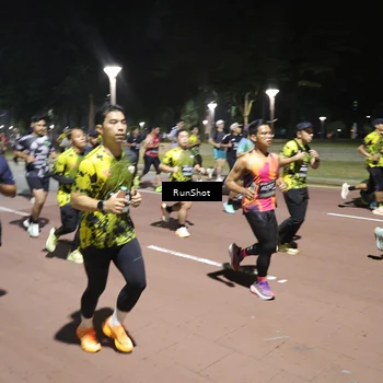 Runner Photo 6520707