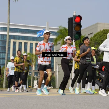 Runner Photo 6520779