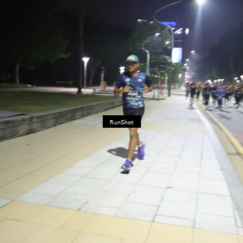 Runner Photo 6520789
