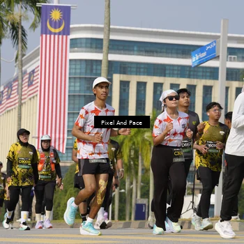 Runner Photo 6520815