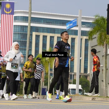 Runner Photo 6520822