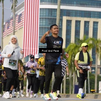 Runner Photo 6520857