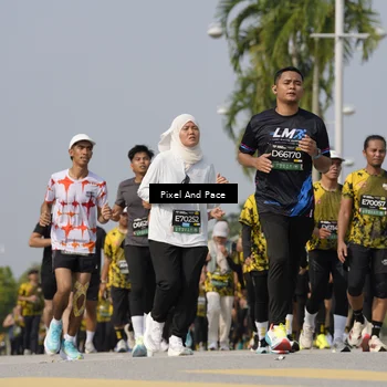 Runner Photo 6520873