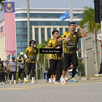 Runner Photo 6520896