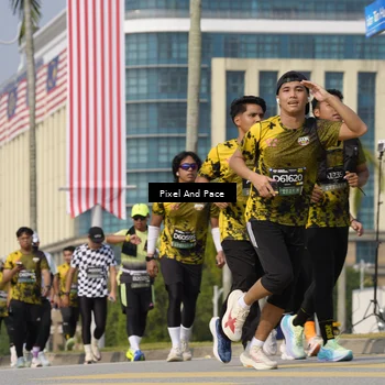 Runner Photo 6520925