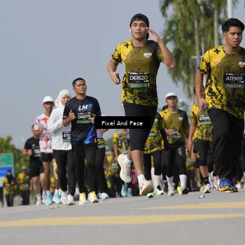 Runner Photo 6520945