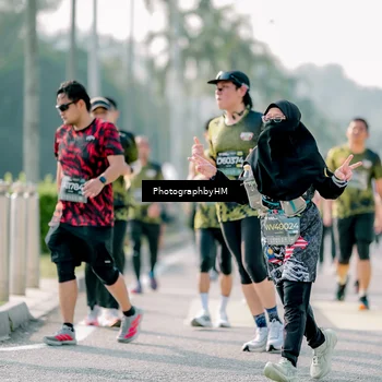 Runner Photo 6521002