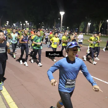 Runner Photo 6521003