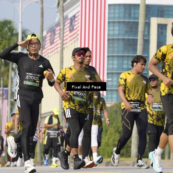 Runner Photo 6521017