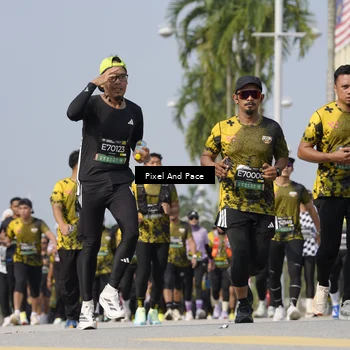 Runner Photo 6521033