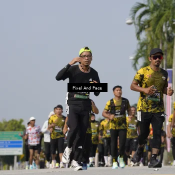 Runner Photo 6521047
