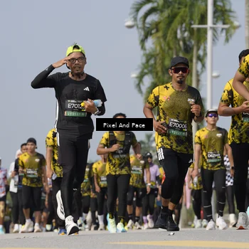 Runner Photo 6521054