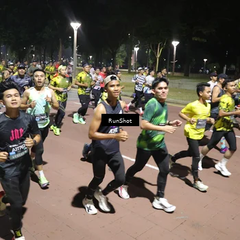 Runner Photo 6521056
