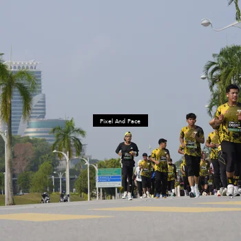Runner Photo 6521116