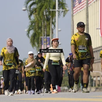 Runner Photo 6521251