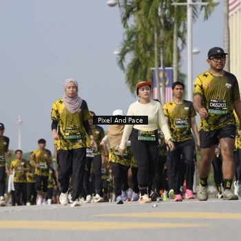 Runner Photo 6521262