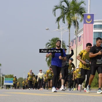 Runner Photo 6521316