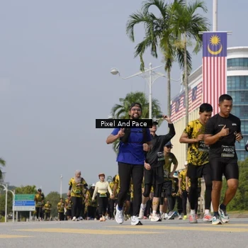 Runner Photo 6521354