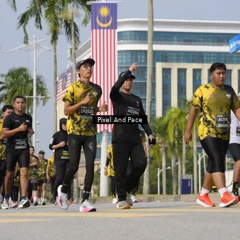 Runner Photo 6521360