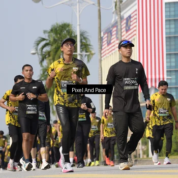 Runner Photo 6521419