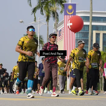 Runner Photo 6521517