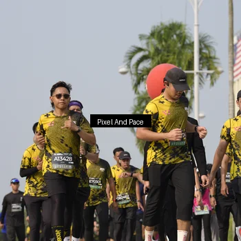 Runner Photo 6521593