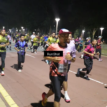 Runner Photo 6521650