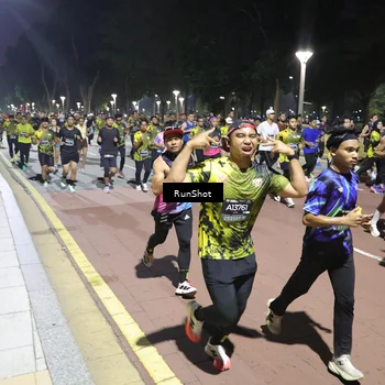 Runner Photo 6521691