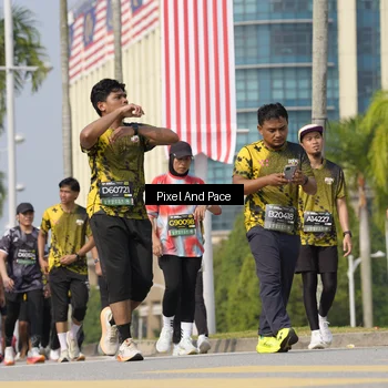 Runner Photo 6521696