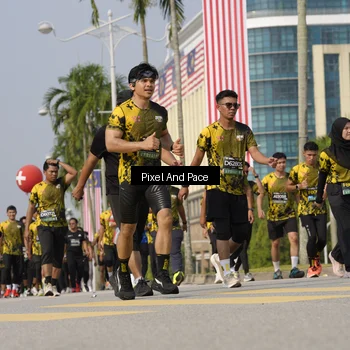 Runner Photo 6521735