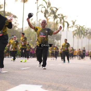 Runner Photo 6521870