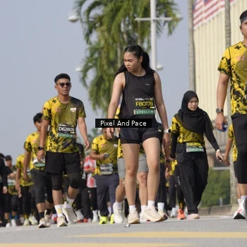 Runner Photo 6521875