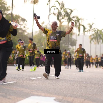 Runner Photo 6521888