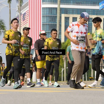 Runner Photo 6521933