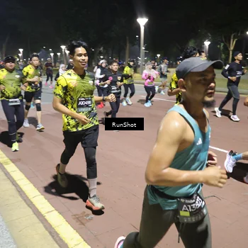 Runner Photo 6522056