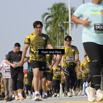 Runner Photo 6522178