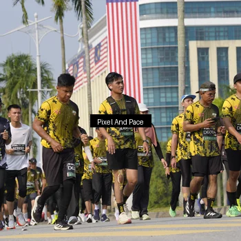 Runner Photo 6522212