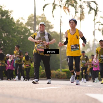 Runner Photo 6522216