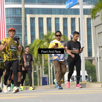 Runner Photo 6522234