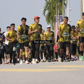 Runner Photo 6522275