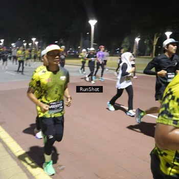 Runner Photo 6522277