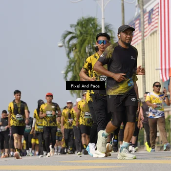 Runner Photo 6522293