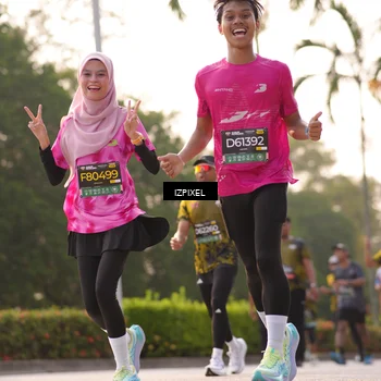 Runner Photo 6522345