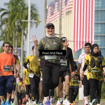 Runner Photo 6522357