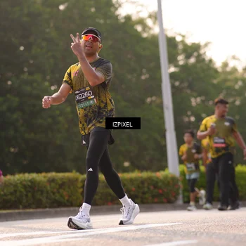 Runner Photo 6522370